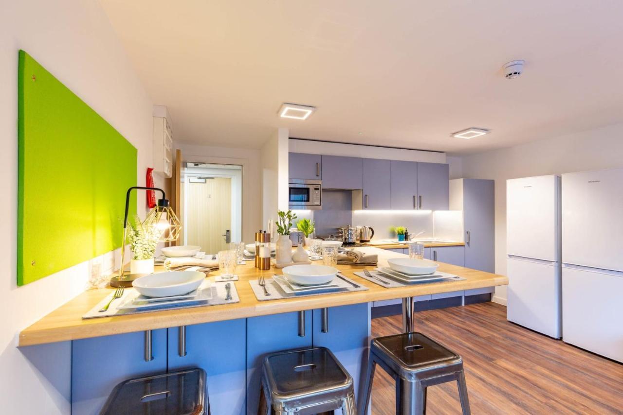 Ensuite Bedrooms With Shared Kitchen At Hollingbury House In Brighton Exterior photo