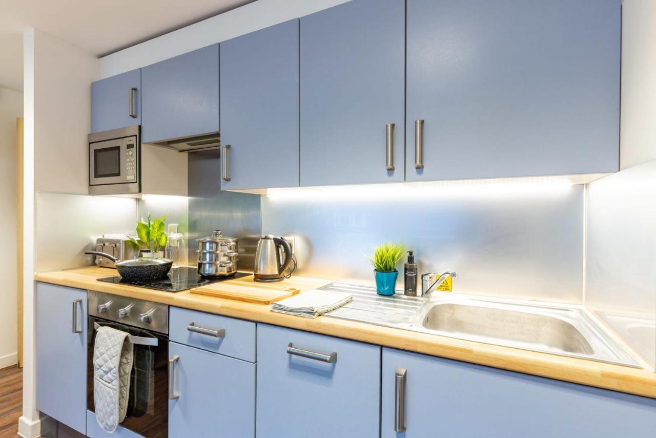 Ensuite Bedrooms With Shared Kitchen At Hollingbury House In Brighton Exterior photo