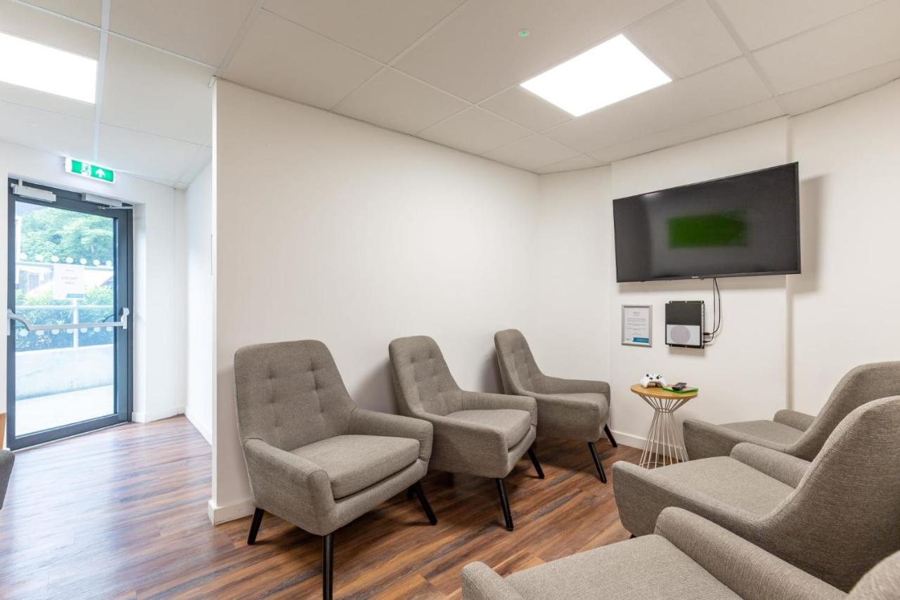 Ensuite Bedrooms With Shared Kitchen At Hollingbury House In Brighton Exterior photo